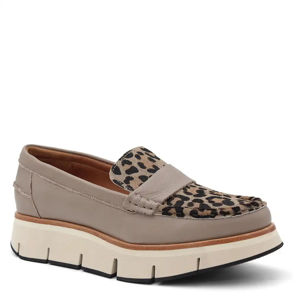 BATO WOMENS FLAT MOCCASIN