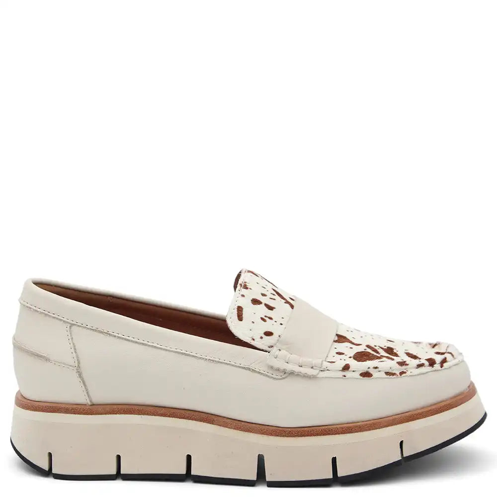BATO WOMENS FLAT MOCCASIN