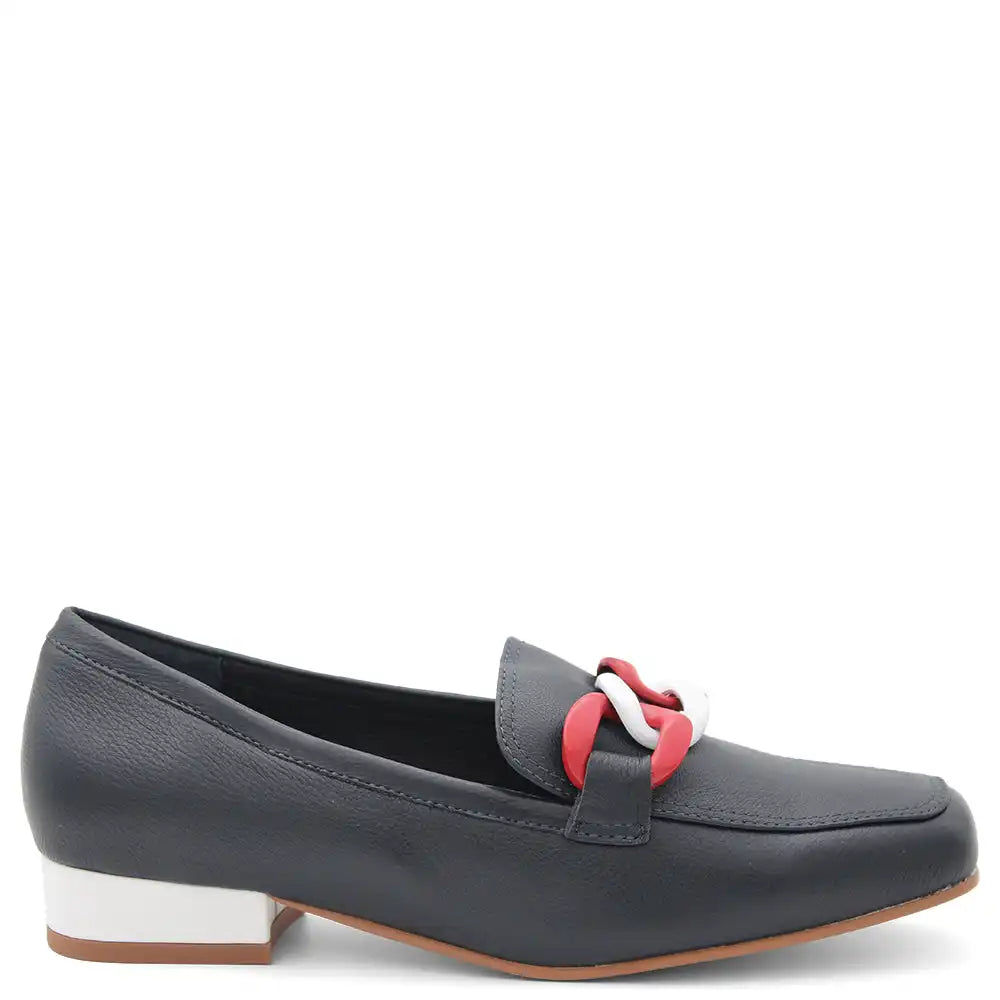 BOOSTA WOMENS FLAT LOAFER