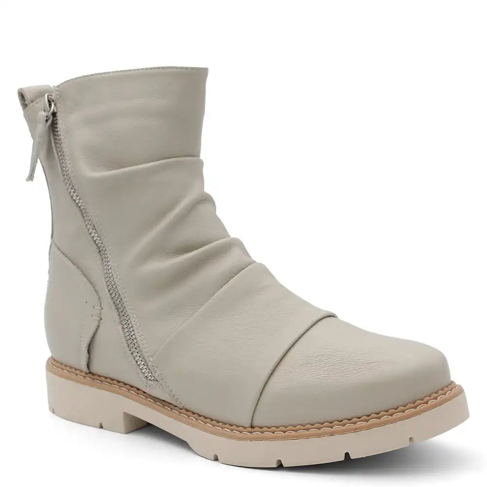 CALISTA WOMENS FLAT BOOT