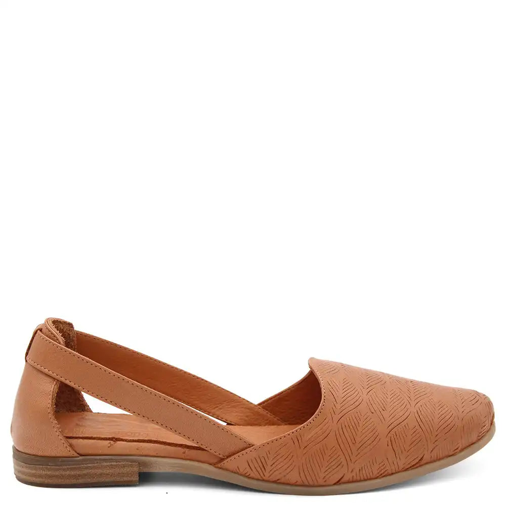 CRESTA WOMENS FLAT COURT