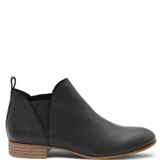 FOE WOMENS FLAT BOOT