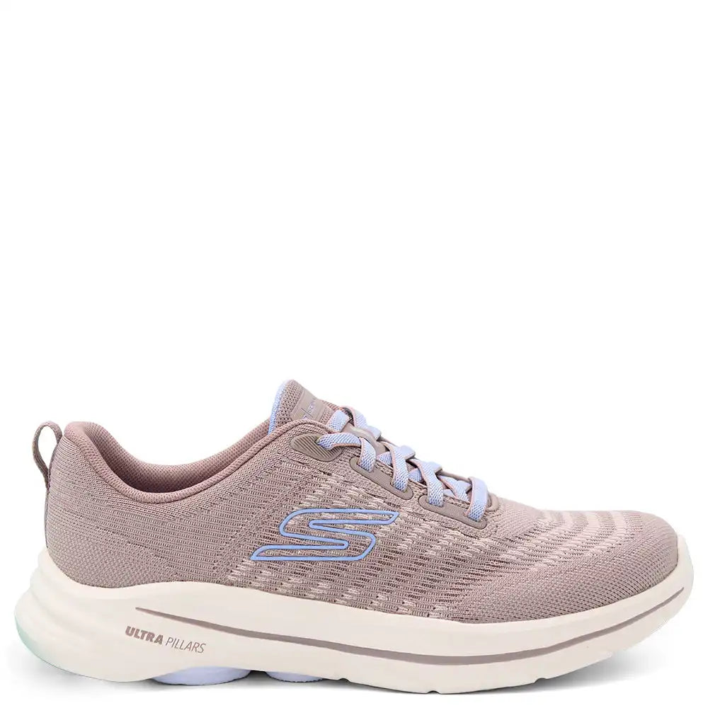 GO WALK 8 BRITT WOMENS SNEAKERS
