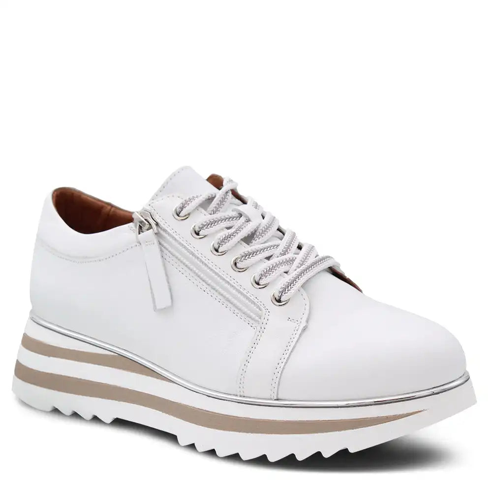 HOSTING WOMENS PLATFORM SNEAKER