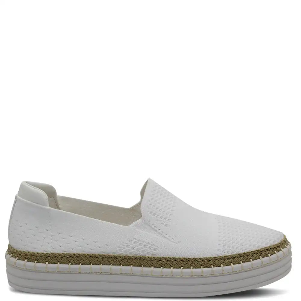 QUEEN WOMENS FLAT CASUAL