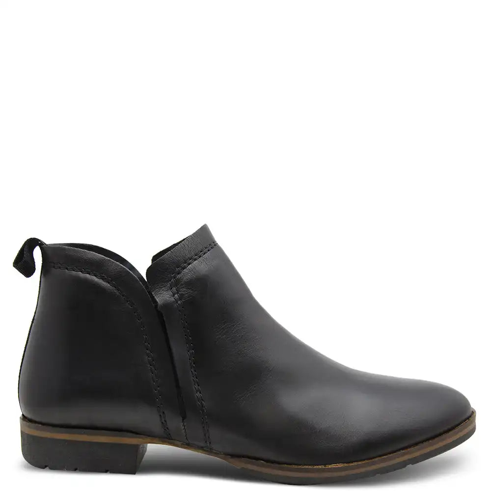 GAID WOMENS FLAT BOOT