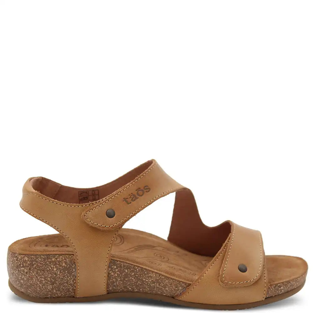 LOVELY WOMENS FLAT SANDAL