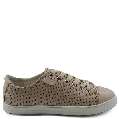 NAT WOMENS SNEAKER