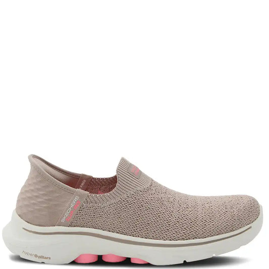 GO WALK 7 SPRINGTIME WOMENS SLIP IN SNEAKER