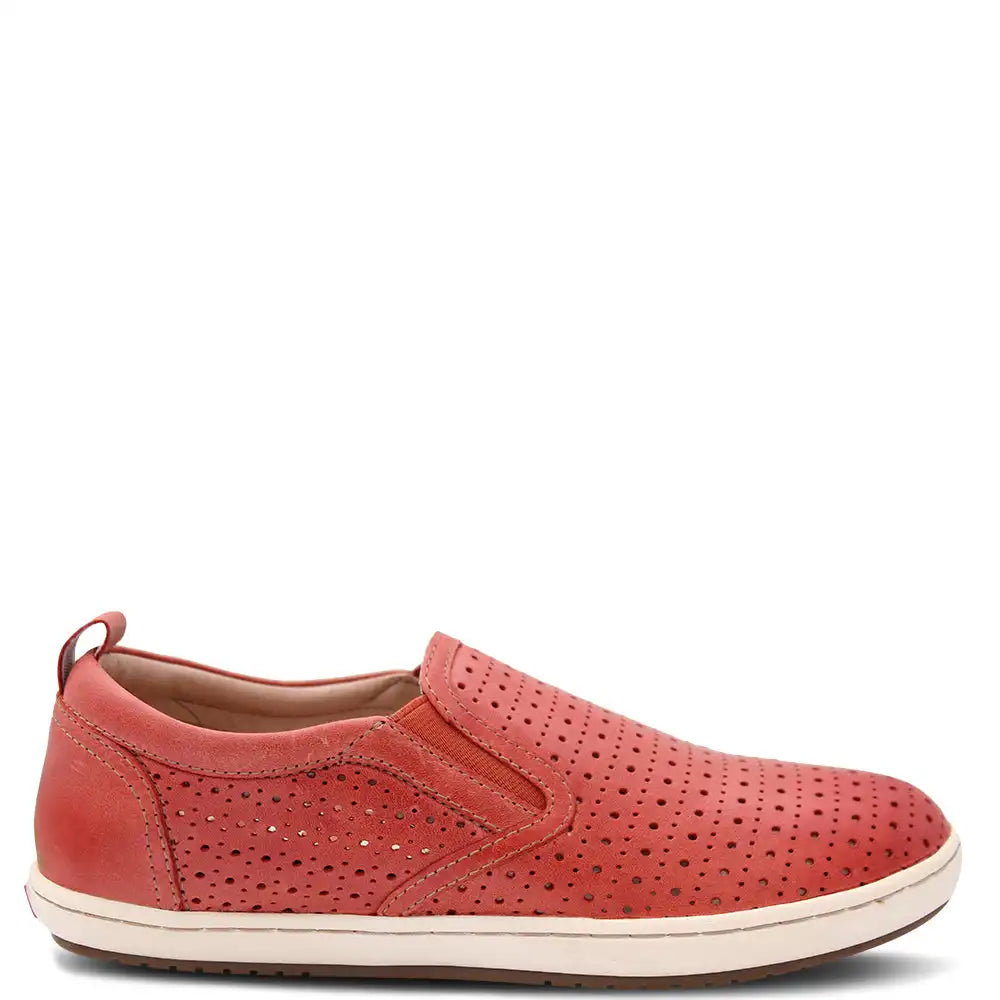 COURT WOMENS SLIP ON SNEAKERS
