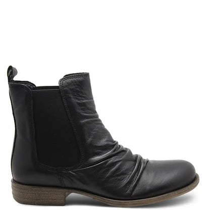 WILLO WOMENS FLAT BOOT