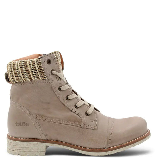 CAPTAIN WOMENS FLAT BOOT