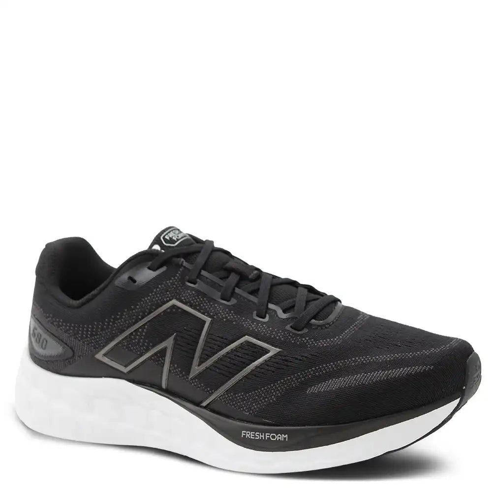 M680 V8 MENS RUNNING