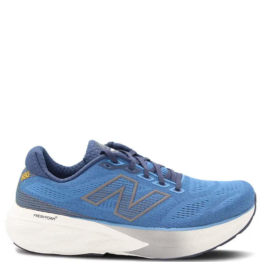 M880 V15 MENS RUNNING