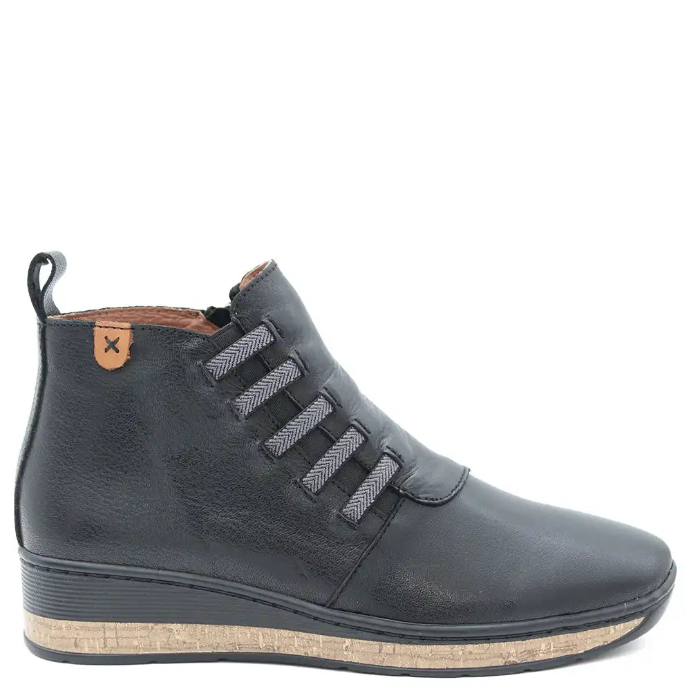 MADDY WOMENS WEDGE BOOT