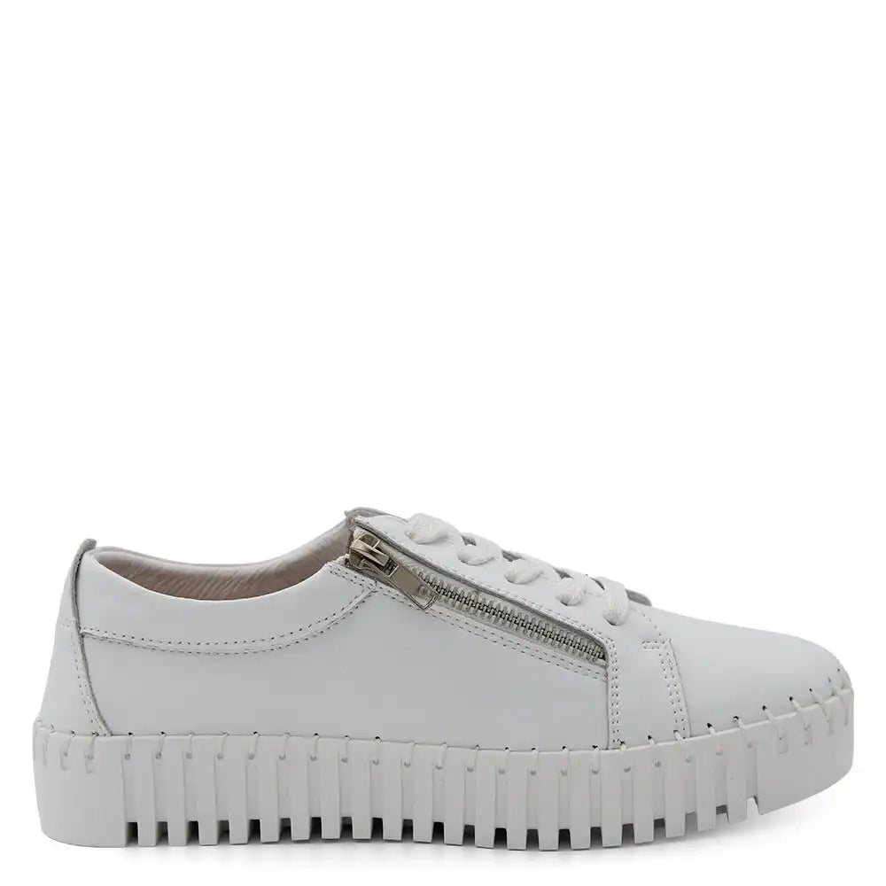 NEW MEDUSA WOMENS SNEAKERS