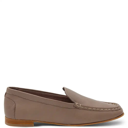 MAVE WOMENS FLAT LOAFER