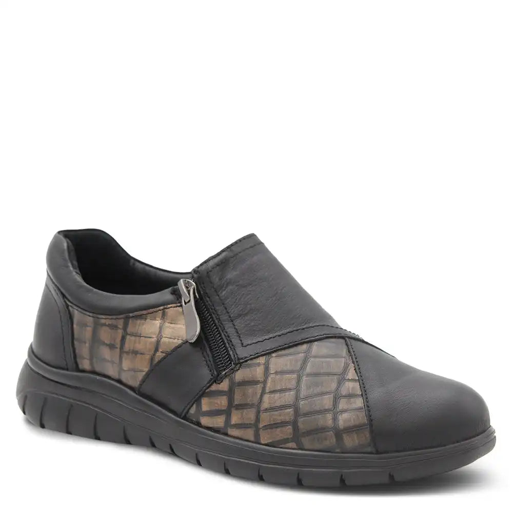 MERGER WOMENS FLAT COURT