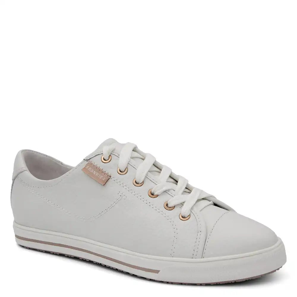 NAT III WOMENS SNEAKER