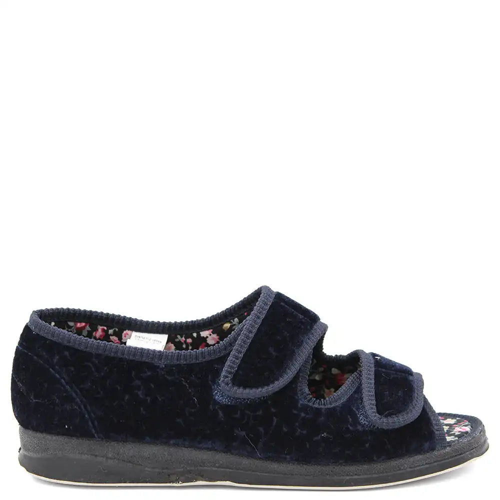 ENTICE WOMENS SLIPPER