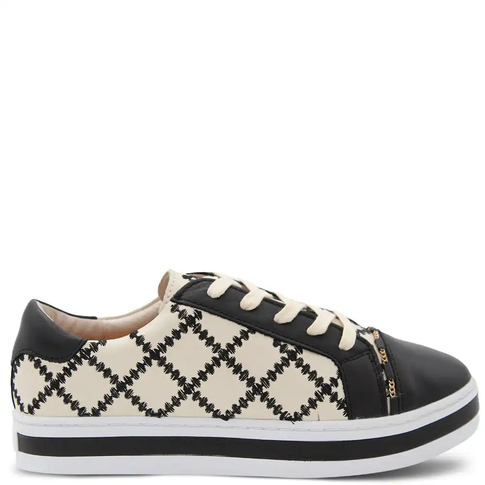 PLEAT WOMENS SNEAKER