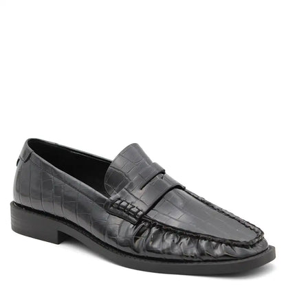 QUANNAH WOMENS FLAT MOCCASIN