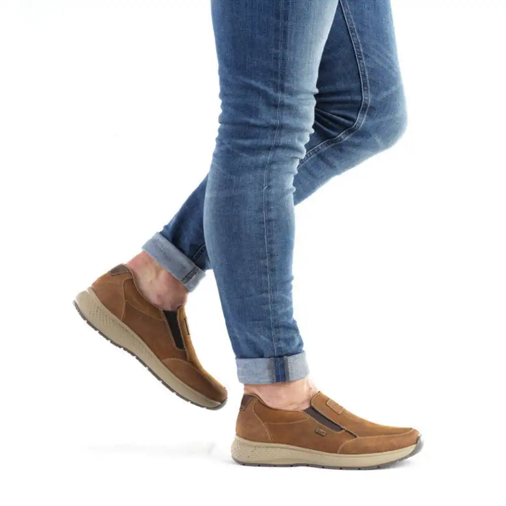 B7654 MENS CASUAL SLIP ON