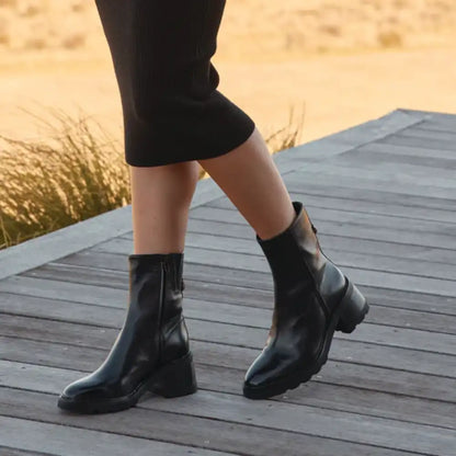 FINLEY WOMENS HEEL BOOT