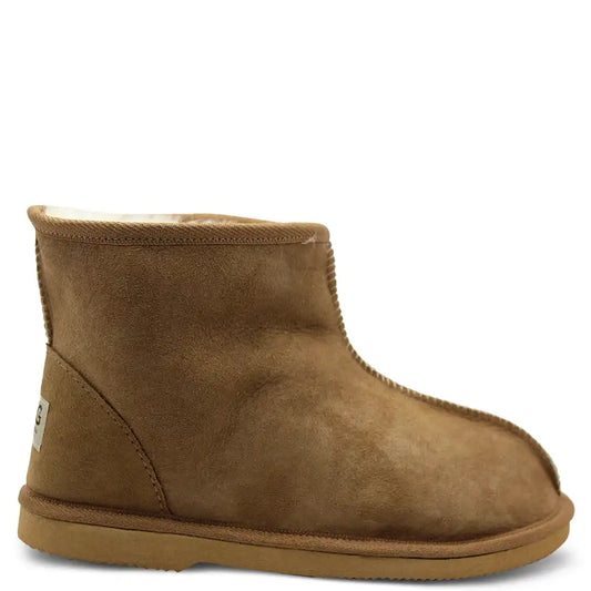 COROWA UNISEX SHORT UGG