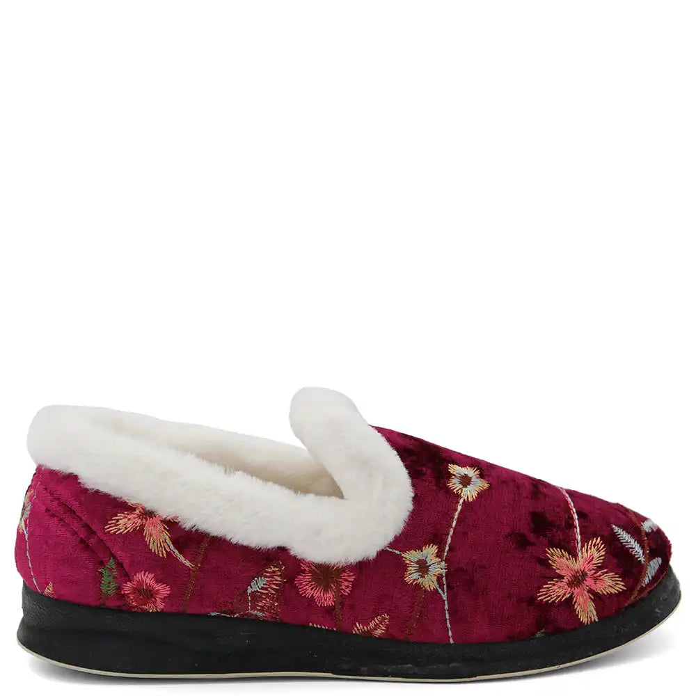 EMILLE WOMENS SLIPPERS