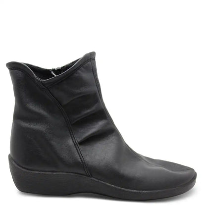 L19 WOMENS  FLAT BOOT
