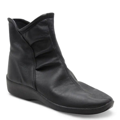 L19 WOMENS  FLAT BOOT