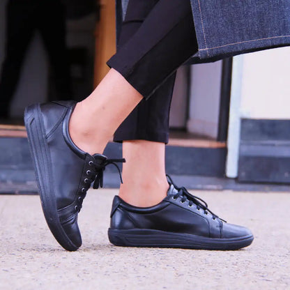 STRATUS WOMENS WORK SHOE